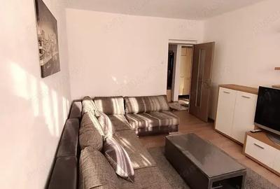 Apartament cu 2 camere decomandat în Micro III - 13