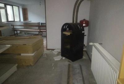 Casă cu Teren 450 Mp în Central - 3
