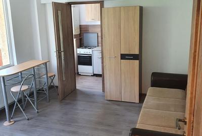 Garsonieră în 7 Noiembrie - 1