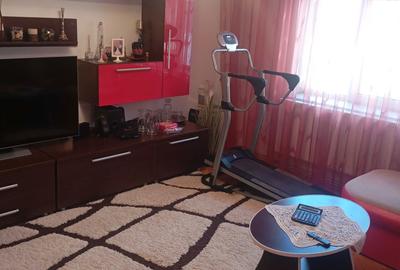 Apartament cu 2 camere decomandat în Central - 3