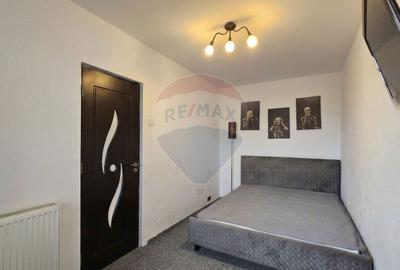 Apartament cu 2 camere nedecomandat, mobilat în Malu Roșu - 11