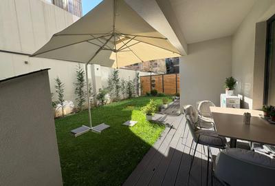 Apartament cu 3 camere semidecomandat în Barbu Văcărescu