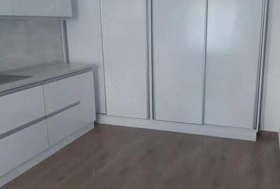 Casă cu 4 camere cu Canalizare în Central - 13