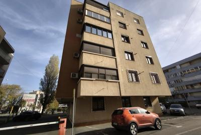 Apartament cu 3 camere decomandat, mobilat în Central - 36