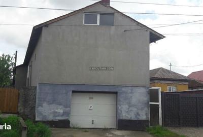 Casă cu 4 camere în Murgași - 8