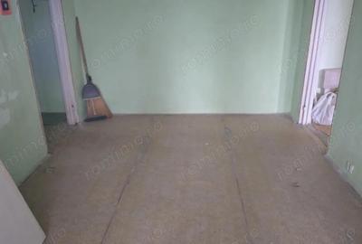 Apartament cu 2 camere semidecomandat în Micro 15 - 10