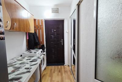 Garsoniera cu imbunatatiri mobilata si utilata Tiglina 1 - 4