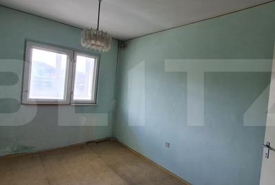Oportunitate-Apartament de vanzare, cu 3 camere, 65 mp, nemobilat, zona Grivitei - 2