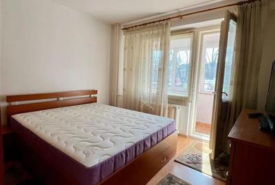 Apartament cu 3 camere decomandat în Dacia - 2