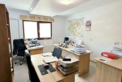 Spațiu comercial, de 65.360000610352 mp, în Nicolina - 3