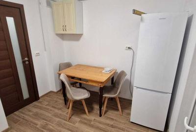 Apartament cu 3 camere decomandat în Central - 2
