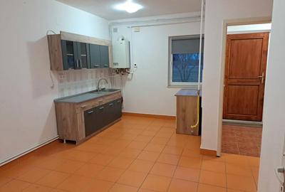 Apartament cu 2 camere decomandat în Central - 10