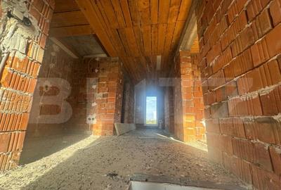 Casa de vanzare ,180mp Decebal-Vetis - 2