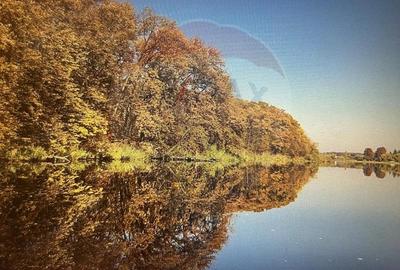 Teren cu deschidere la lac 1,430mp - 1