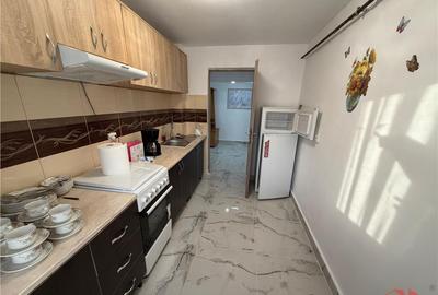 Apartament cu 3 camere decomandat, mobilat în Central - 13