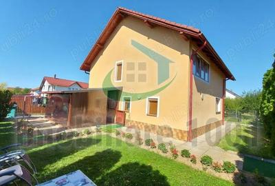 Casă cu 6 camere cu Teren 1061 Mp în Săcălășeni - 1