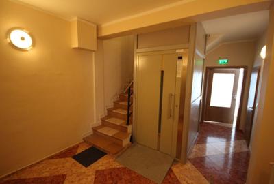 Vila  destinatie camin batrani - 46