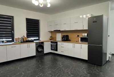 Casă cu 3 camere în Odoreu - 2