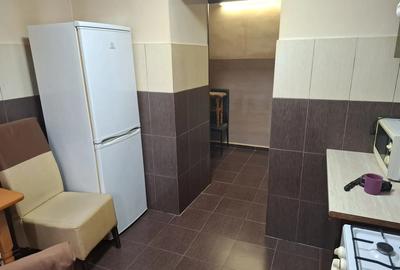 Vand apartament 2 camere - 2