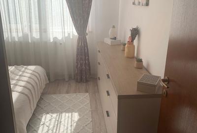 Apartament cu 3 camere semidecomandat în Astra - 3