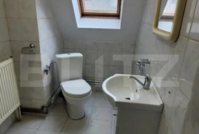 Casă cu 7 camere cu Teren 150 Mp în Lipovei - 2