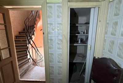 Casă individuală cu 11 camere cu Canalizare în Dristor - 5