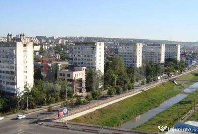 Spațiu comercial, de 565 mp, în Ultracentral - 1