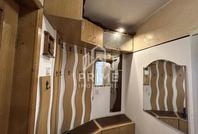 Apartament 3 camere de inchiriat , 70 mp , Zona Cetate - 14