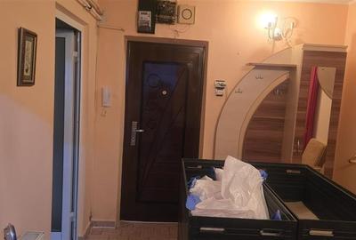Apartament cu 4 camere decomandat în Apollo - 14