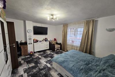 Casa cu 2 camere, 92 mp, central - 4