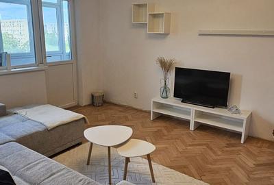 Apartament cu 3 camere semidecomandat în Drumul Taberei - 3