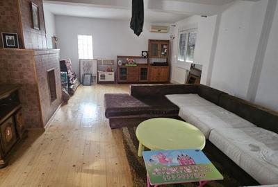 Ciorogarla-casa Sp+ P+M, garaj 2 loc+pod locuibil si casa oaspeti, teren=1097mp - 3