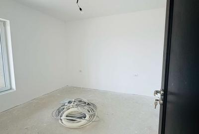 Casă individuală cu 4 camere cu Canalizare în Sântandrei - 3