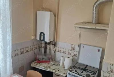 Apartament cu 3 camere decomandat în Uioara de Sus - 4