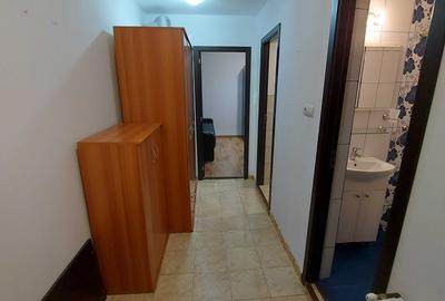 Garsonieră decomandată în Exterior Vest - 1