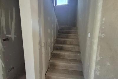 Casă cu 4 camere în Urseni - 15