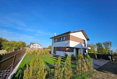 Casă cu 5 camere cu Teren 371 Mp în Afumați - 2