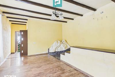 Casă cu 4 camere cu Piscina în Pârneava - 12