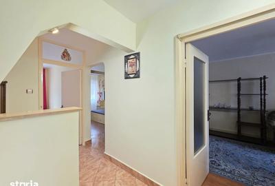 Apartament cu 3 camere în Astra - 3
