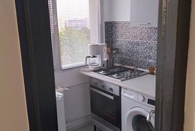 Garsonieră decomandată în Runcu - 3