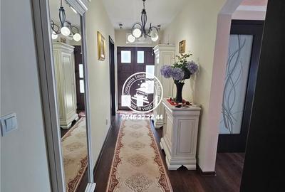 Casă cu 5 camere cu Teren 500 Mp în Lețcani - 4