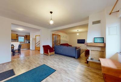 Casă cu 7 camere cu Teren 986 Mp în Plaiul Foii - 4