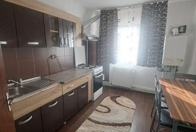 Apartament cu 2 camere decomandat în Central - 2