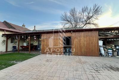 Casa individuala renovata, 2 fronturi stradale, centrala proprie - 14