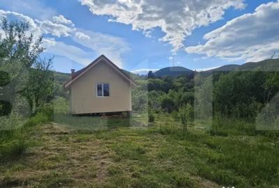 Teren de 1281 mp, în Căprioara - 1