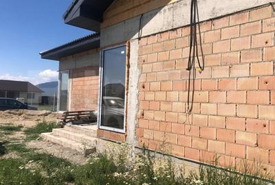 Casă individuală cu 3 camere cu Garaj în Cristian - 4