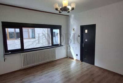 Casă individuală cu 5 camere cu Canalizare în Moșilor - 8