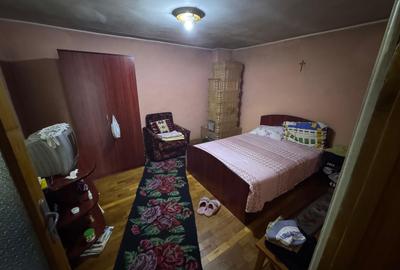 Casă cu 3 camere cu Teren 920 Mp în Roșu - 10