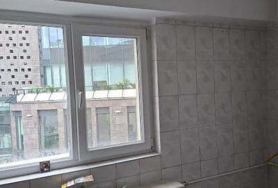 Apartament cu 5 camere decomandat în Universitate - 6
