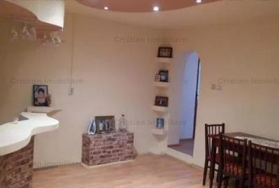 Casă cu 4 camere cu Canalizare în Chercea - 2